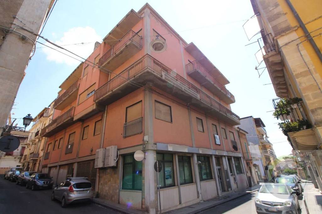 locale commerciale in vendita a Scordia