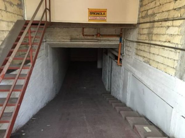 locale di sgombero in vendita a Scordia