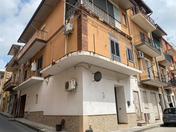 casa indipendente in vendita a Scordia