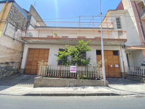 casa indipendente in vendita a Scordia