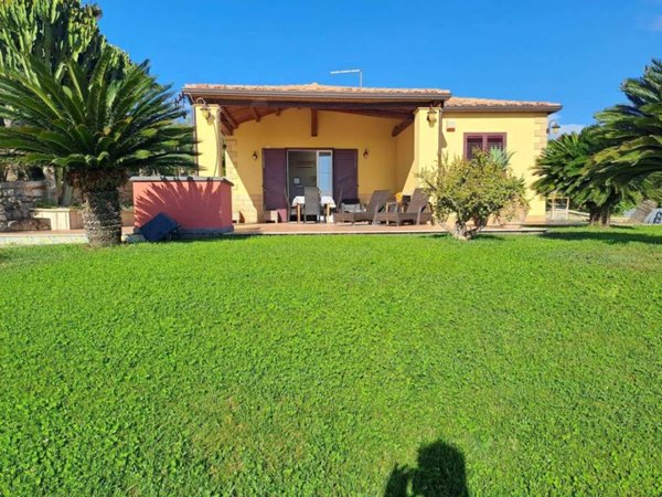 casa indipendente in vendita a Scordia