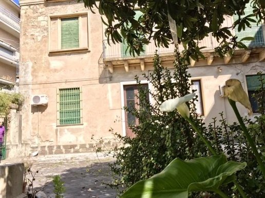 casa indipendente in vendita a Scordia