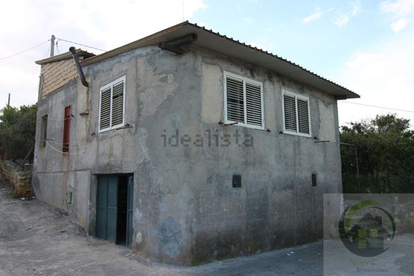 casa indipendente in vendita a Scordia