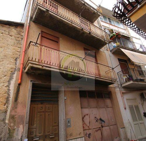 intera palazzina in vendita a Scordia