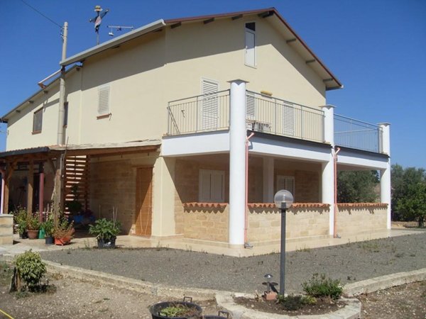 casa indipendente in vendita a Scordia