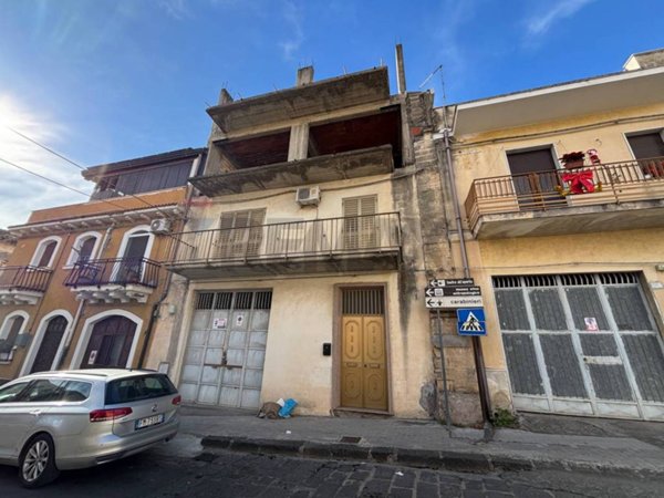 casa indipendente in vendita a Scordia