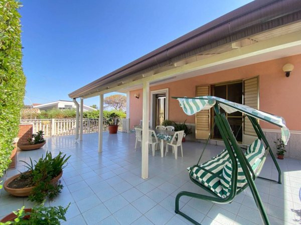 casa indipendente in vendita a Scordia