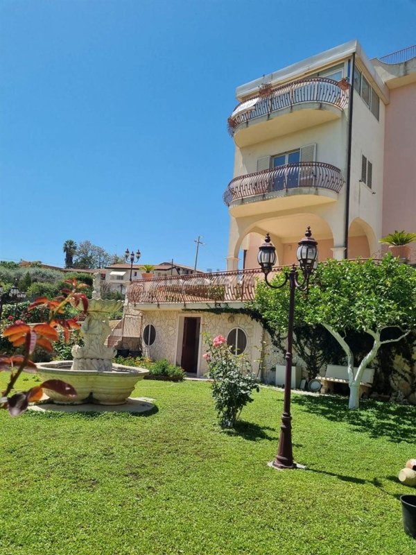 appartamento in vendita a Scordia