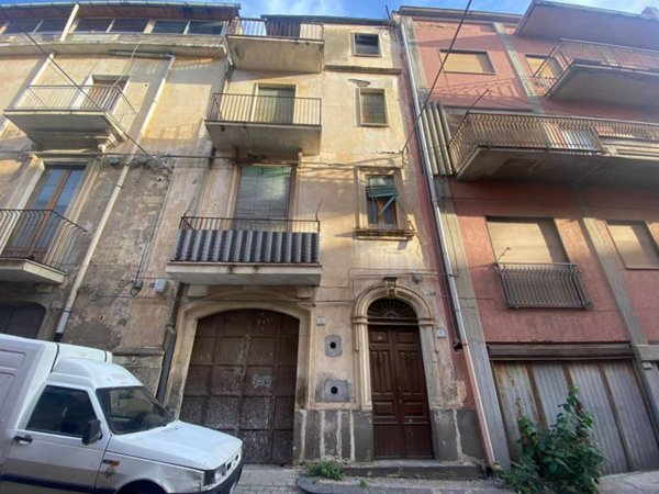 casa indipendente in vendita a Scordia