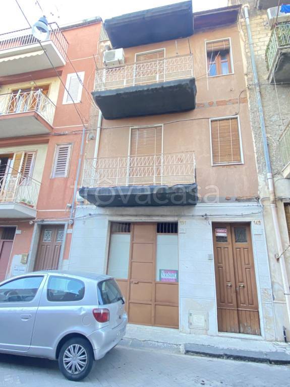 casa indipendente in vendita a Scordia