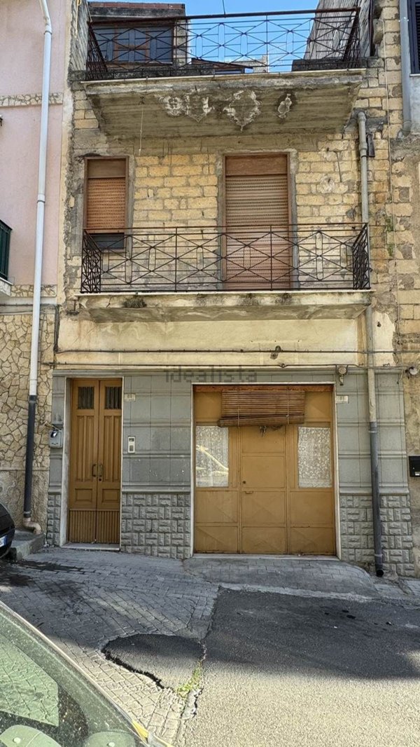 casa indipendente in vendita a Scordia