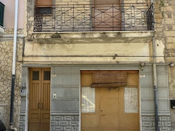 casa indipendente in vendita a Scordia