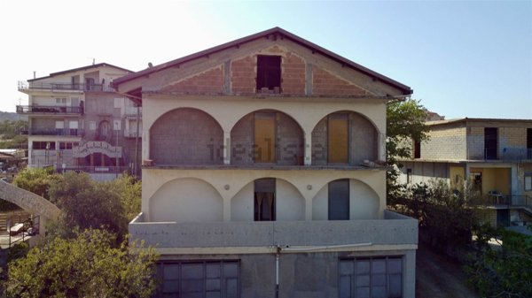 casa indipendente in vendita a Scordia