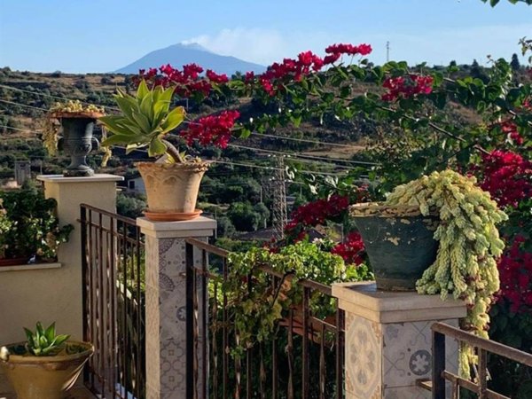 casa indipendente in vendita a Scordia