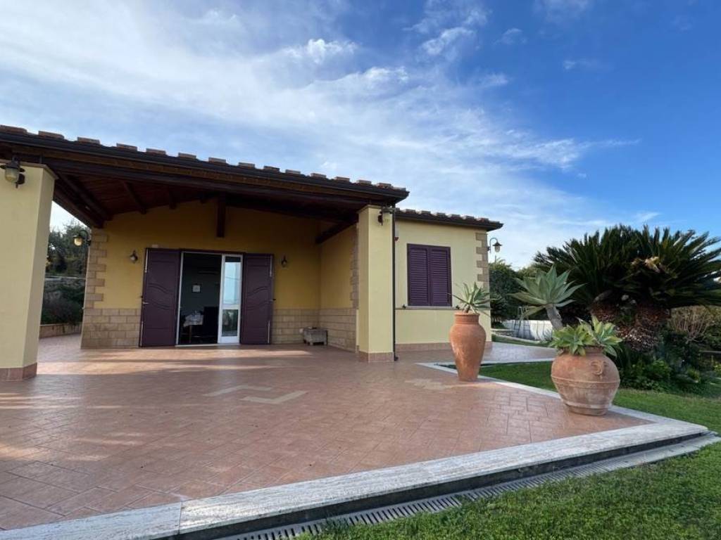 casa indipendente in vendita a Scordia