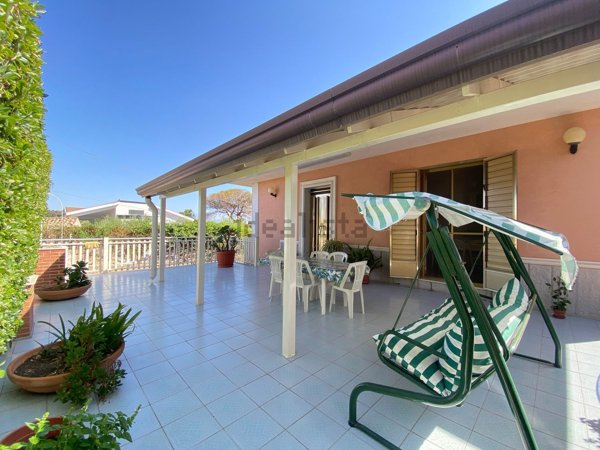 casa indipendente in vendita a Scordia