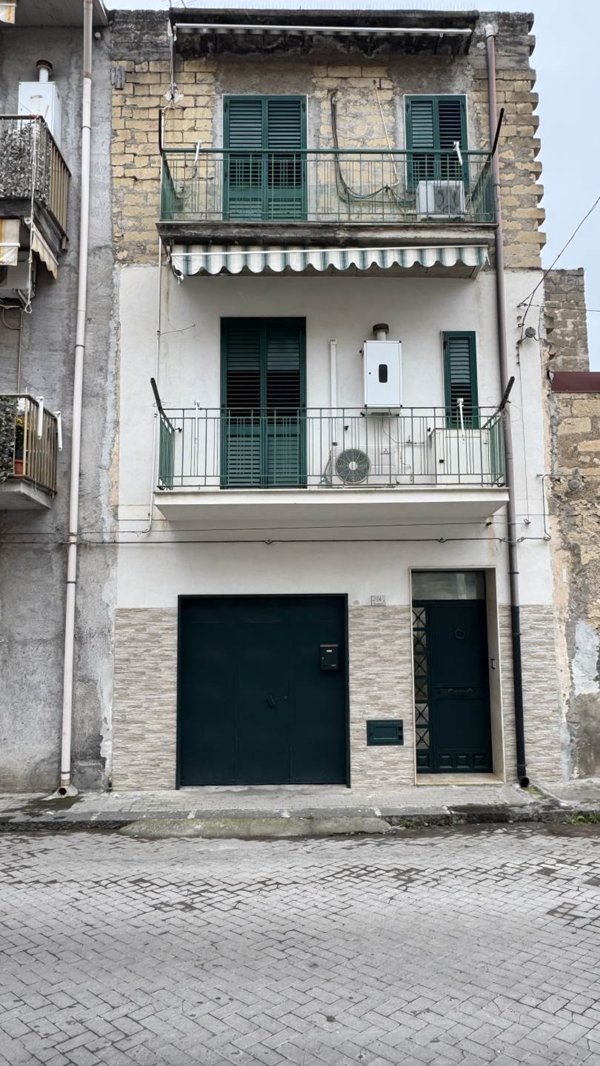 casa indipendente in vendita a Scordia