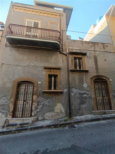 casa indipendente in vendita a Scordia