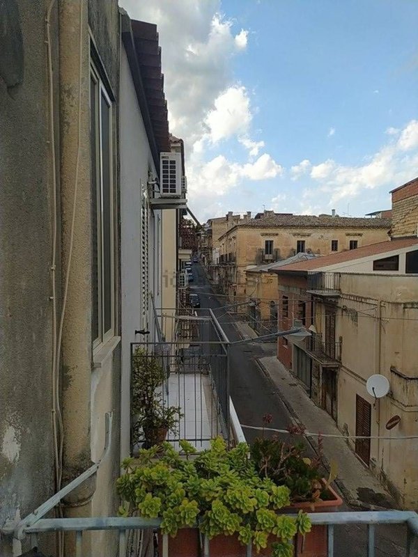 casa indipendente in vendita a Scordia