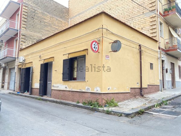 casa indipendente in vendita a Scordia