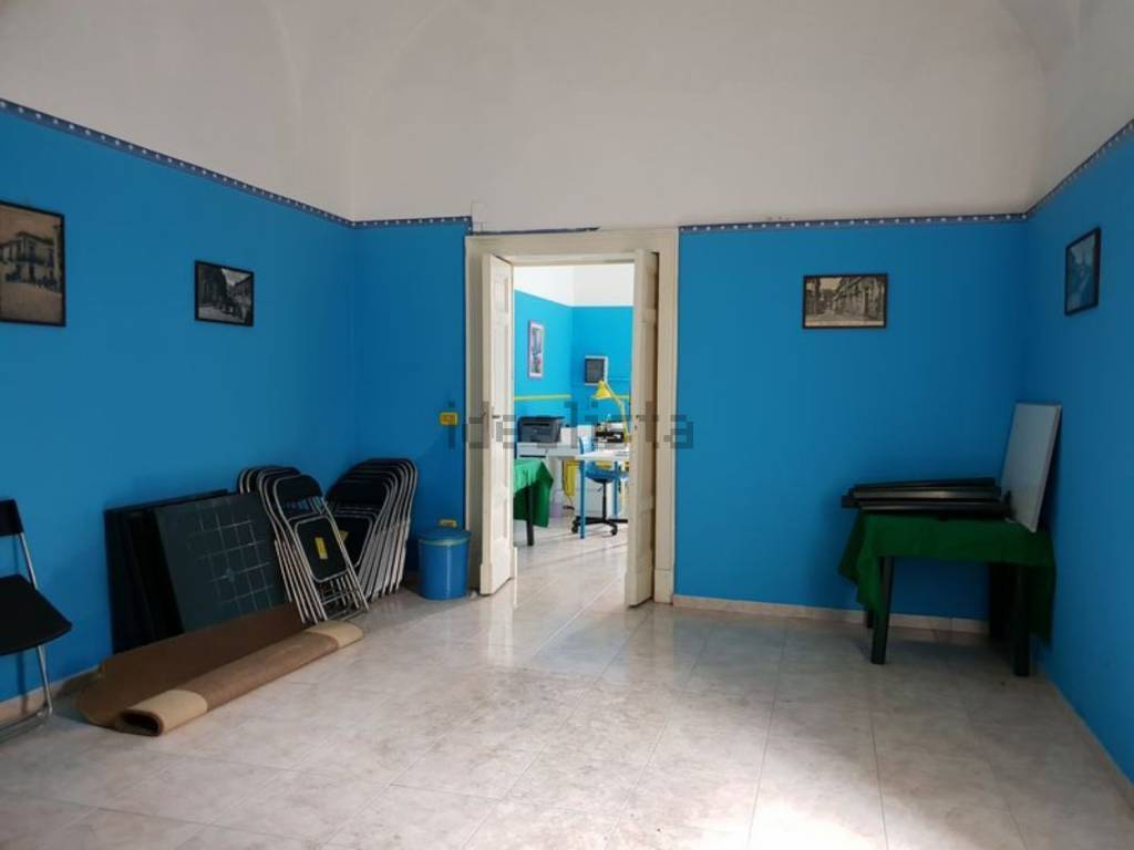 negozio in vendita a Trecastagni