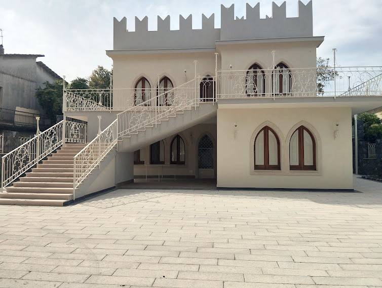 casa indipendente in vendita a Trecastagni