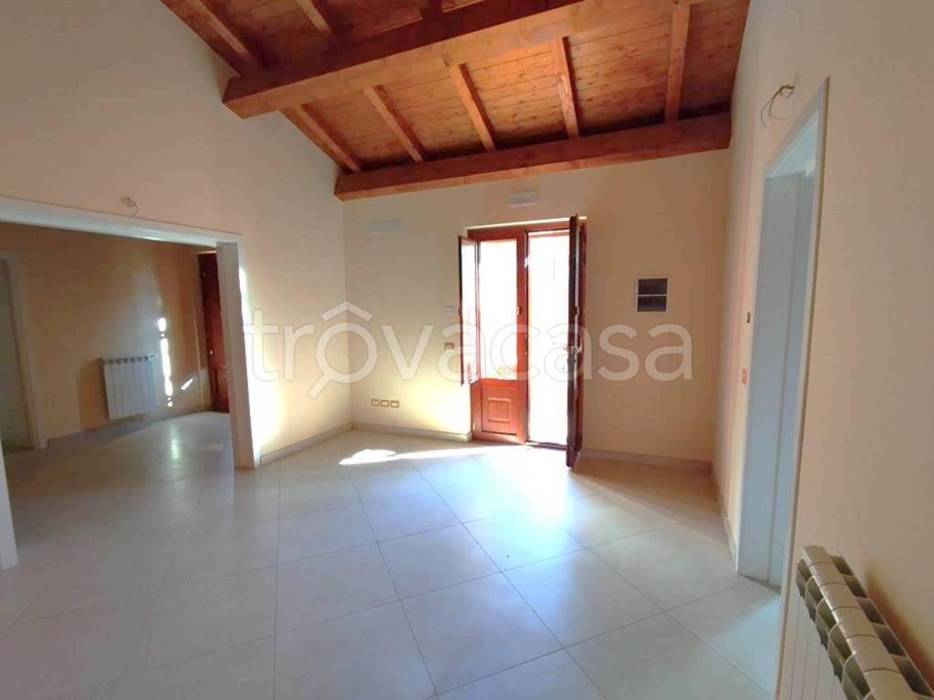 casa indipendente in vendita a Trecastagni