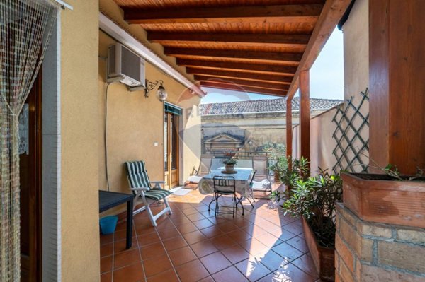 casa indipendente in vendita a Trecastagni