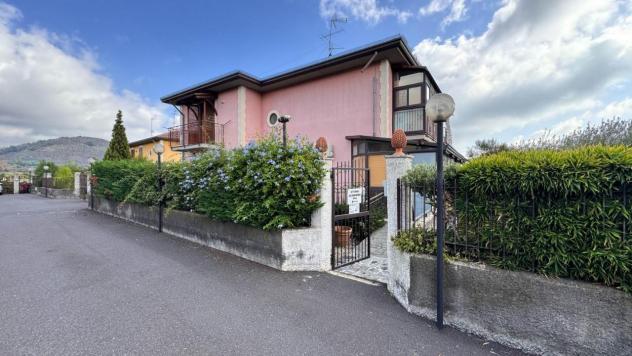 casa indipendente in vendita a Trecastagni