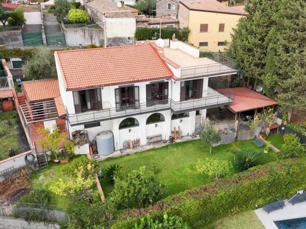 casa indipendente in vendita a Trecastagni