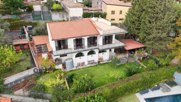 casa indipendente in vendita a Trecastagni