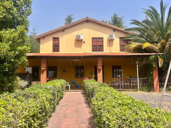 casa indipendente in vendita a Trecastagni