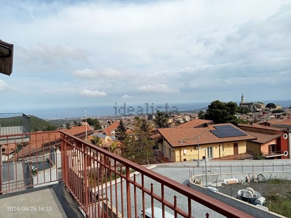 casa indipendente in vendita a Trecastagni