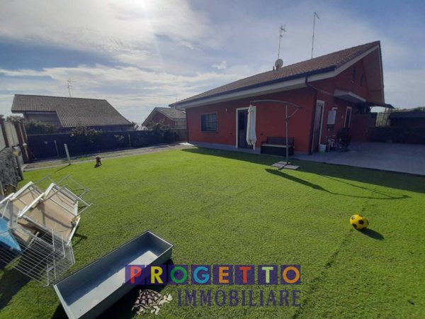 casa indipendente in vendita a Trecastagni
