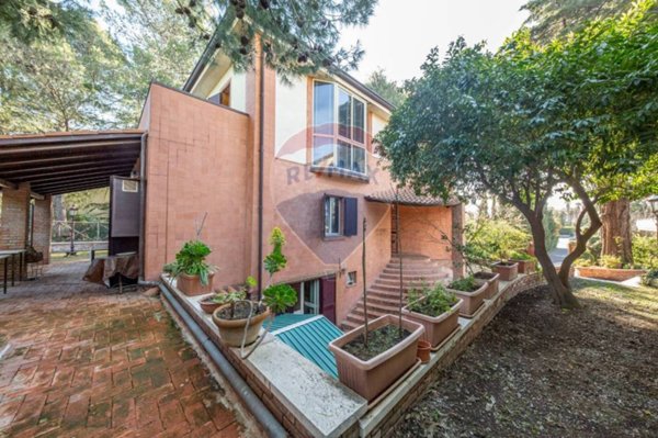 casa indipendente in vendita a Trecastagni