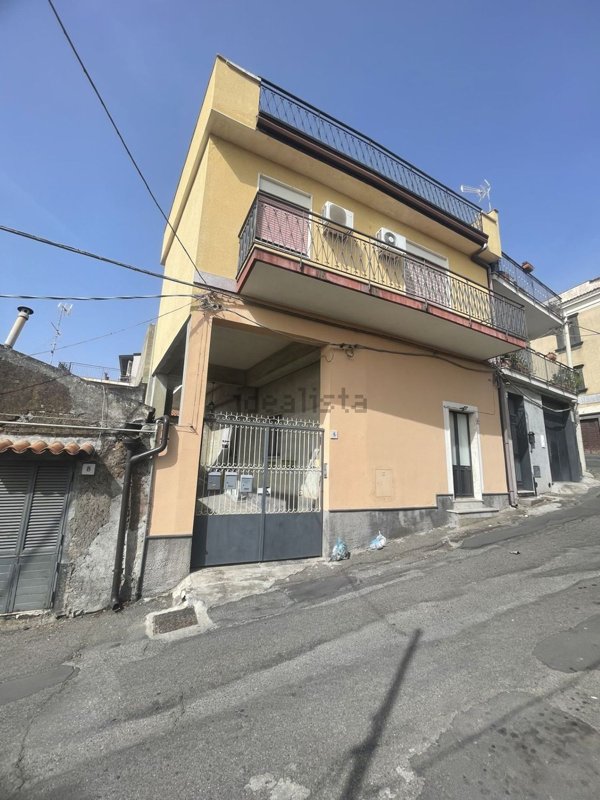 appartamento in vendita a Trecastagni
