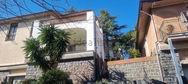 appartamento in vendita a Trecastagni