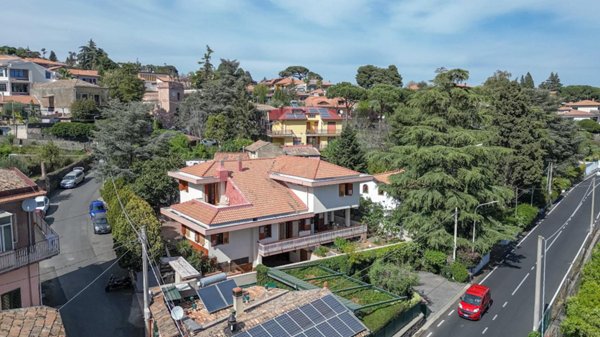 casa indipendente in vendita a Trecastagni