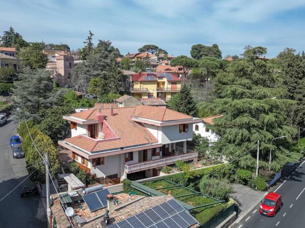 casa indipendente in vendita a Trecastagni