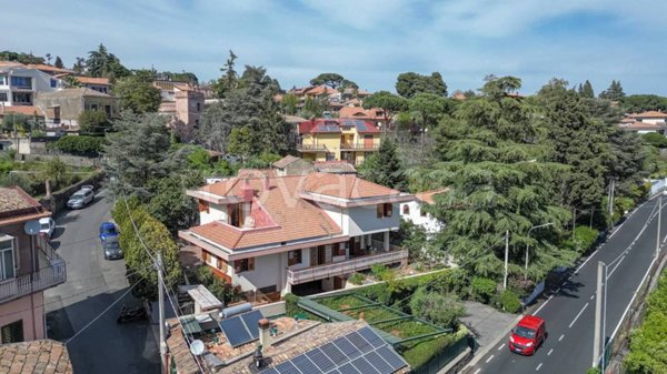 casa indipendente in vendita a Trecastagni