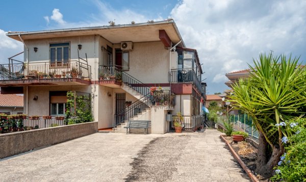appartamento in vendita a Trecastagni