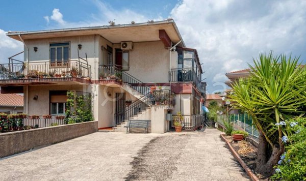 appartamento in vendita a Trecastagni