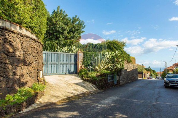 appartamento in vendita a Trecastagni