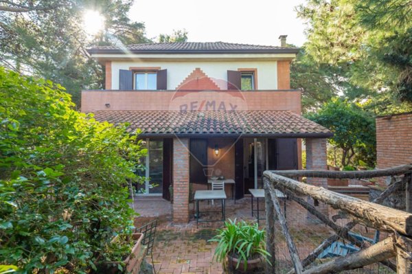casa indipendente in vendita a Trecastagni