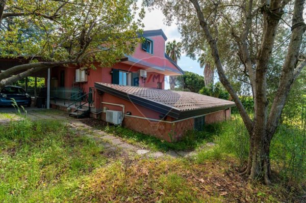 casa indipendente in vendita a Trecastagni