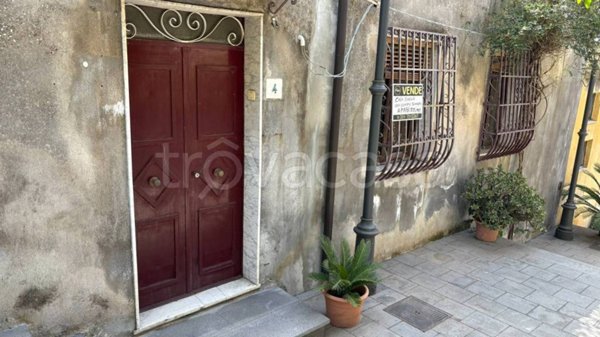 casa indipendente in vendita a Trecastagni
