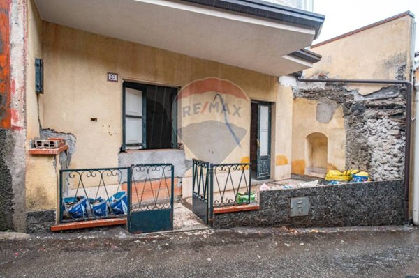 casa indipendente in vendita a Trecastagni
