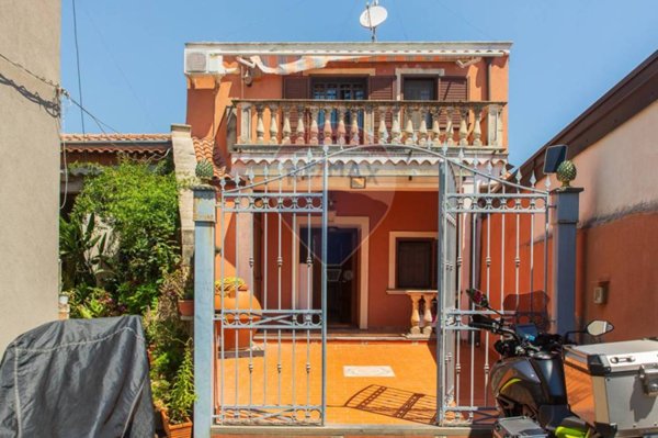 casa indipendente in vendita a Trecastagni