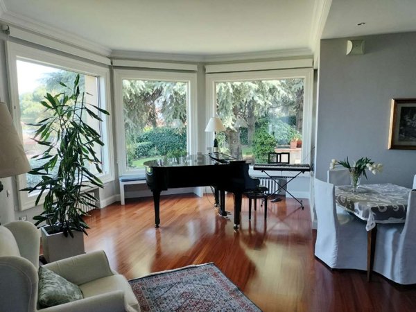 casa indipendente in vendita a Trecastagni