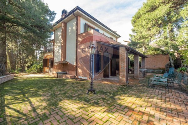 casa indipendente in vendita a Trecastagni